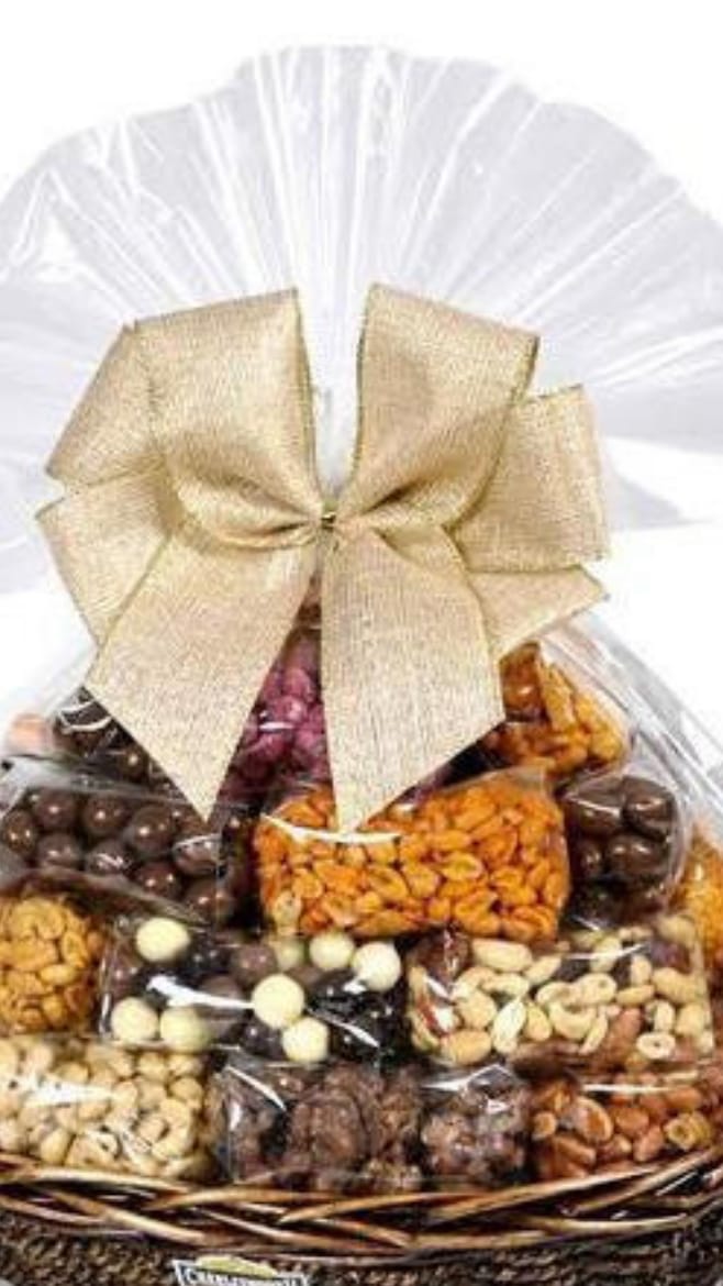 Dried fruit & nuts pack